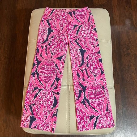 Lilly Pulitzer Navy And Pink With Pineapples Pants Size: XS - Picture 1 of 6